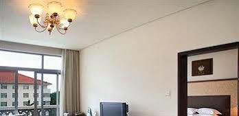 Merryland Resort גווילין מראה חיצוני תמונה