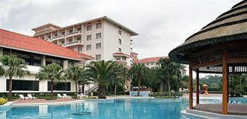Merryland Resort גווילין מראה חיצוני תמונה